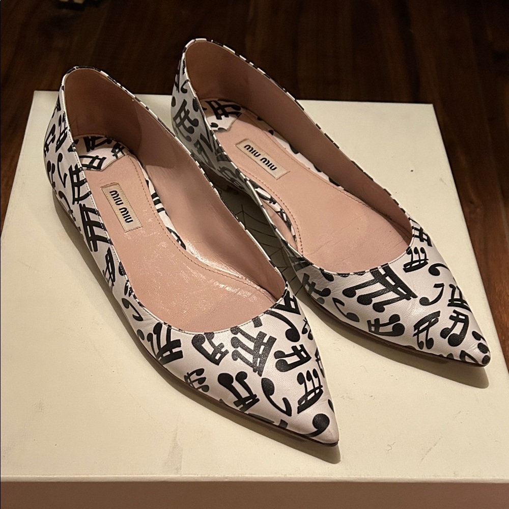 Miu Miu Graphic Black and White Flats